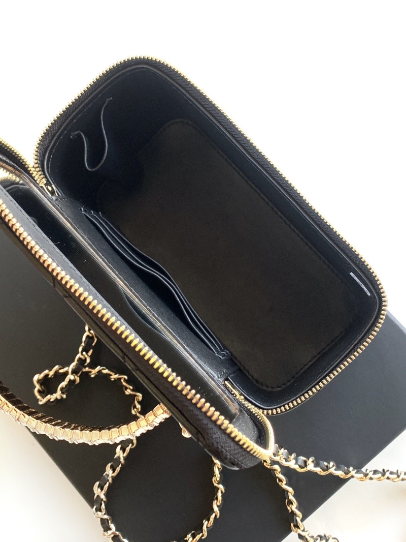 Ch**el cosmetic bags